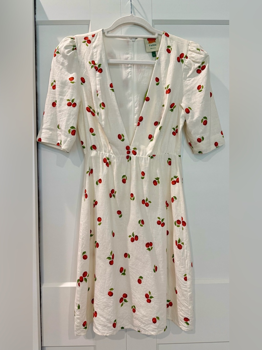 FARM Rio White Cherry V‑Neck Mini Dress